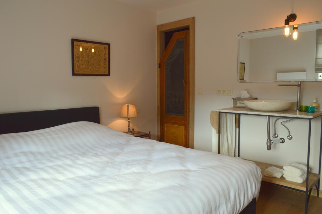 B&B Le Vieux Marronnier Foy-Notre-Dame Pokoj fotografie